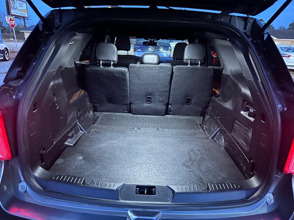 2021 Ford Explorer - $14,995