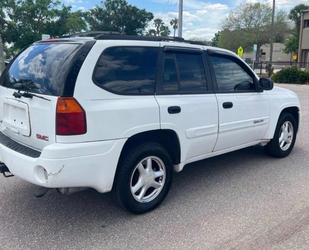 2005 GMC Envoy - $3,995