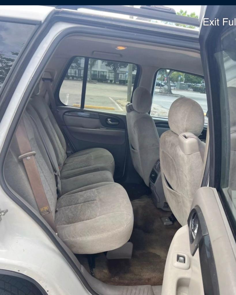 2005 GMC Envoy - $3,995