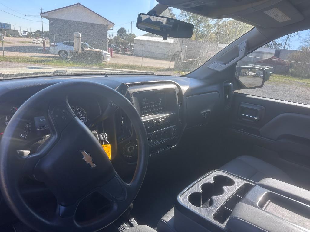 2018 Chevrolet Silverado 1500 - $15,995