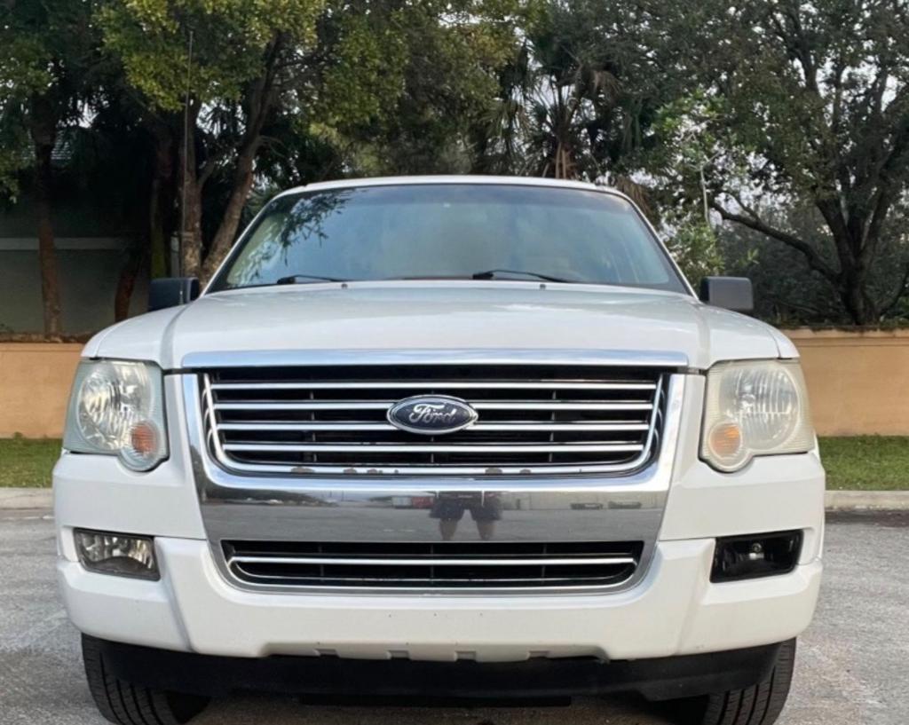 2008 Ford Explorer - $7,995