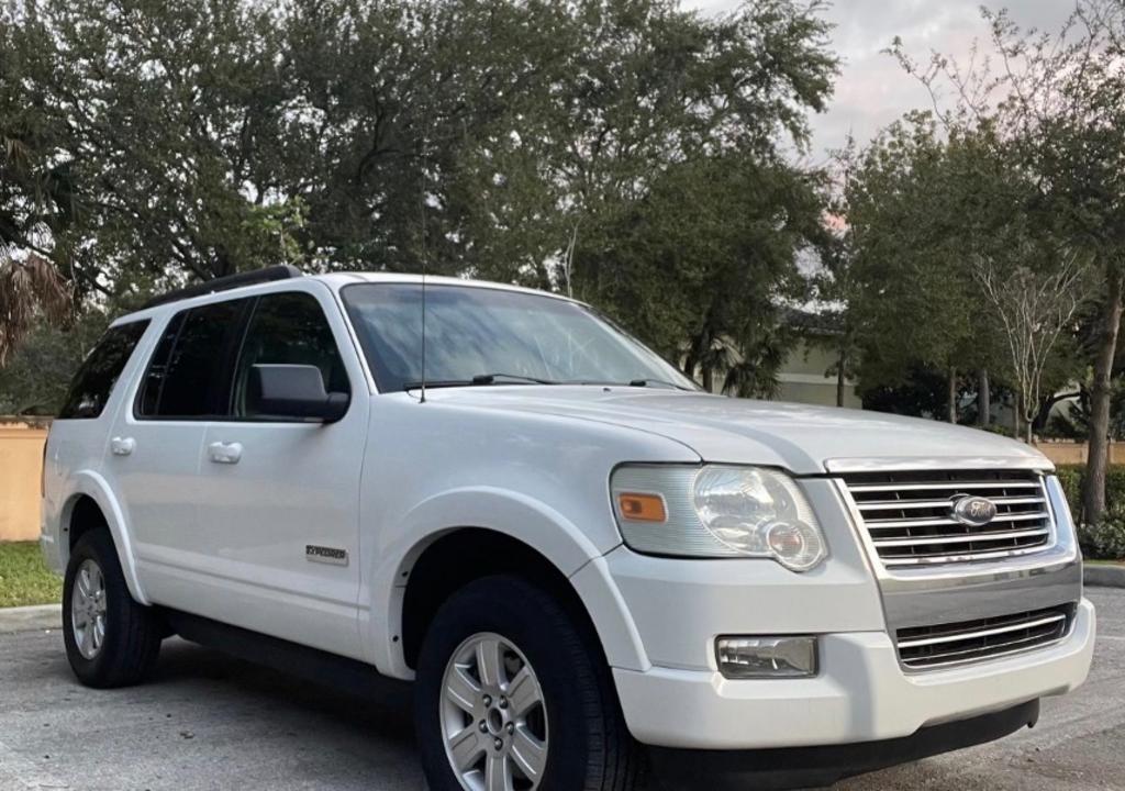 2008 Ford Explorer - $7,995