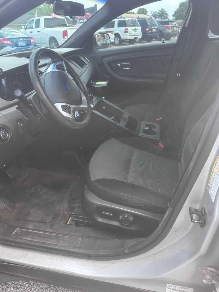 2016 Ford Taurus - $7,995