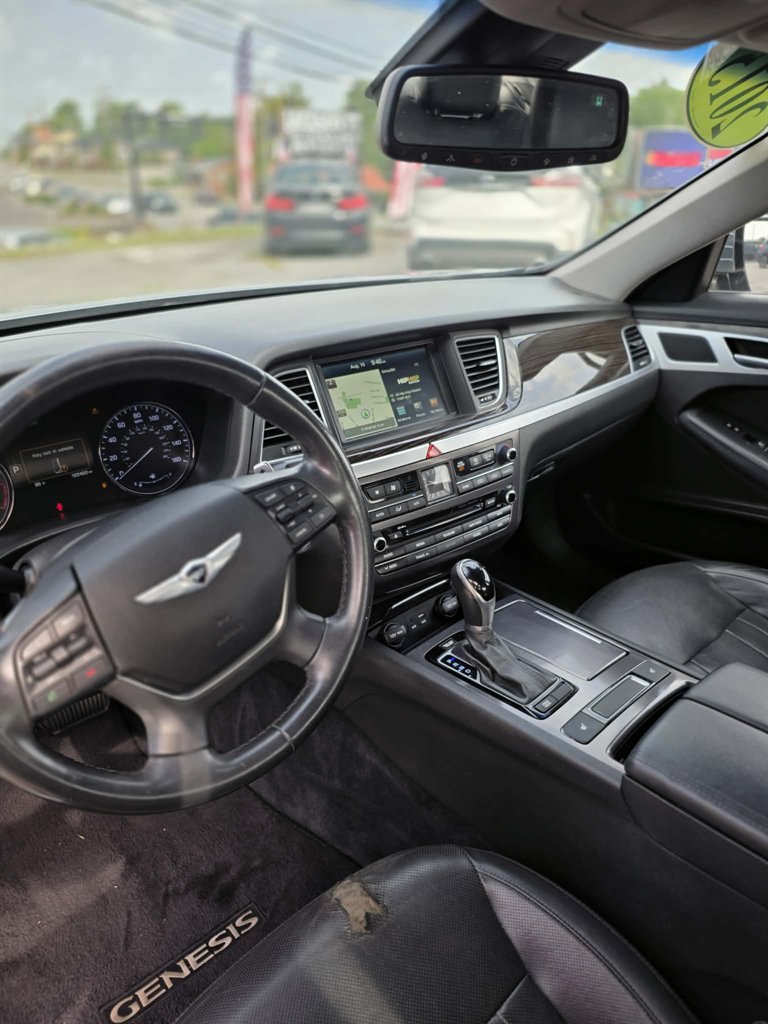 2015 Hyundai Genesis
