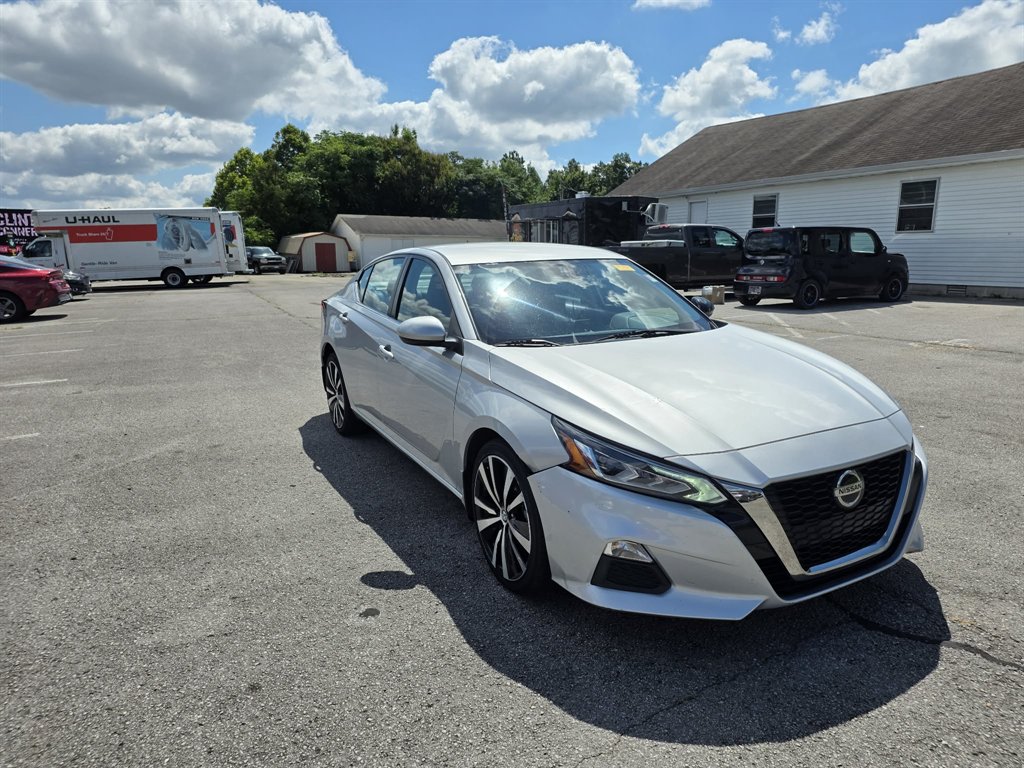 2022 Nissan Altima - $14,995