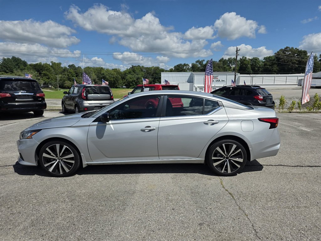 2022 Nissan Altima - $14,995