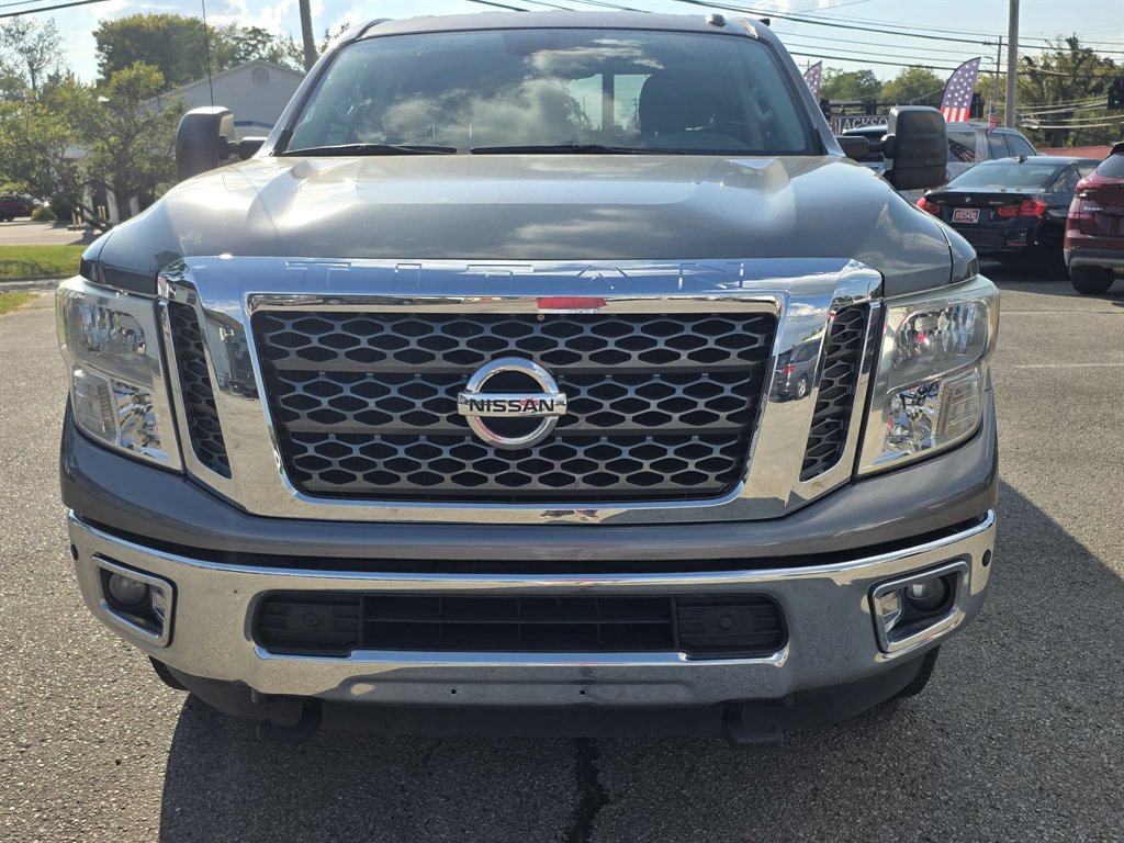 2016 Nissan Titan