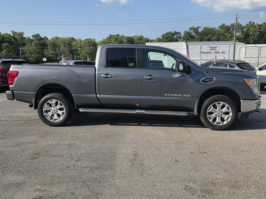 2016 Nissan Titan
