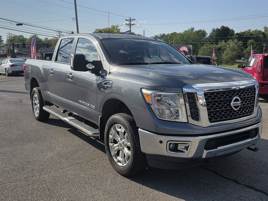 2016 Nissan Titan