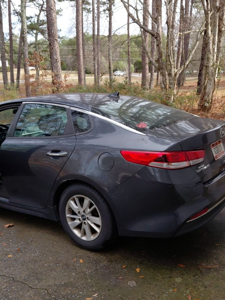 2017 Kia Optima - $8,300