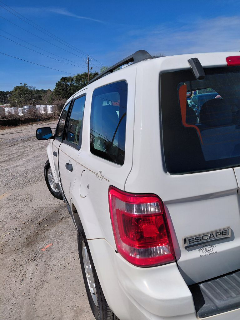 2012 Ford Escape - $8,995