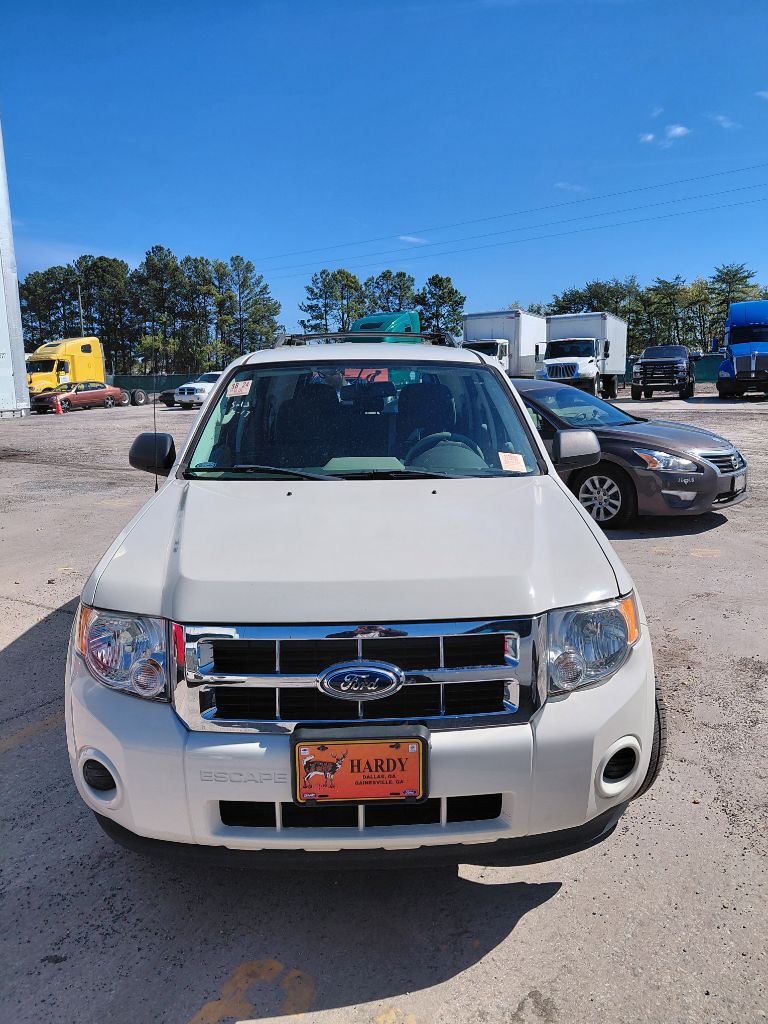 2012 Ford Escape - $8,995