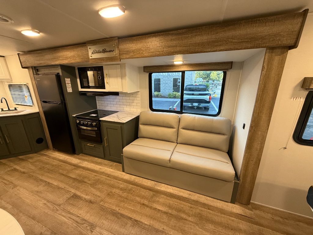 2024 Heartland M223RK EB - $22,900