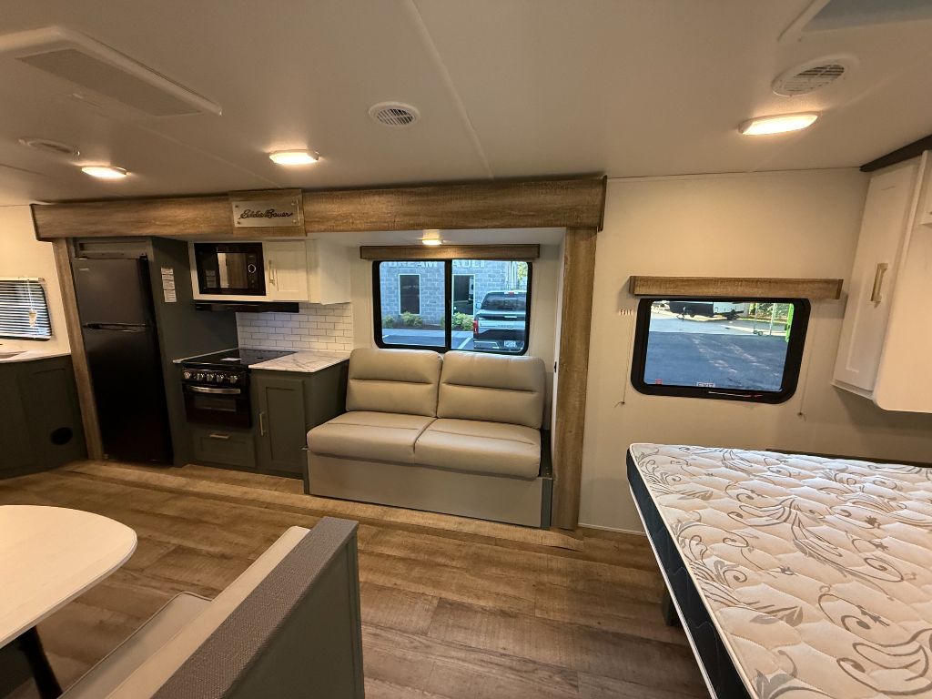2024 Heartland M223RK EB - $22,900