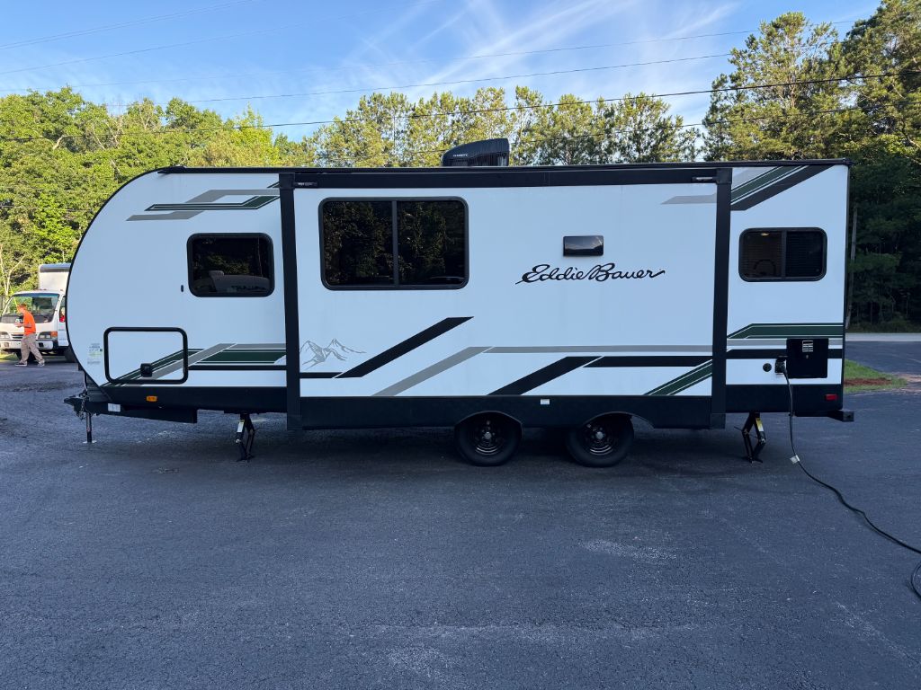 2024 Heartland M223RK EB - $22,900