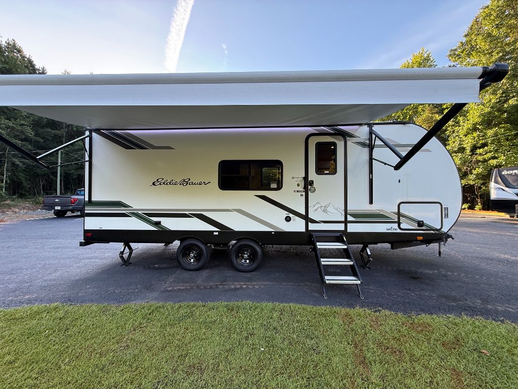 2024 Heartland M223RK EB - $22,900