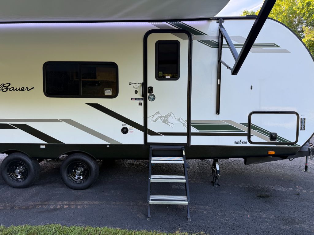 2024 Heartland M223RK EB - $22,900