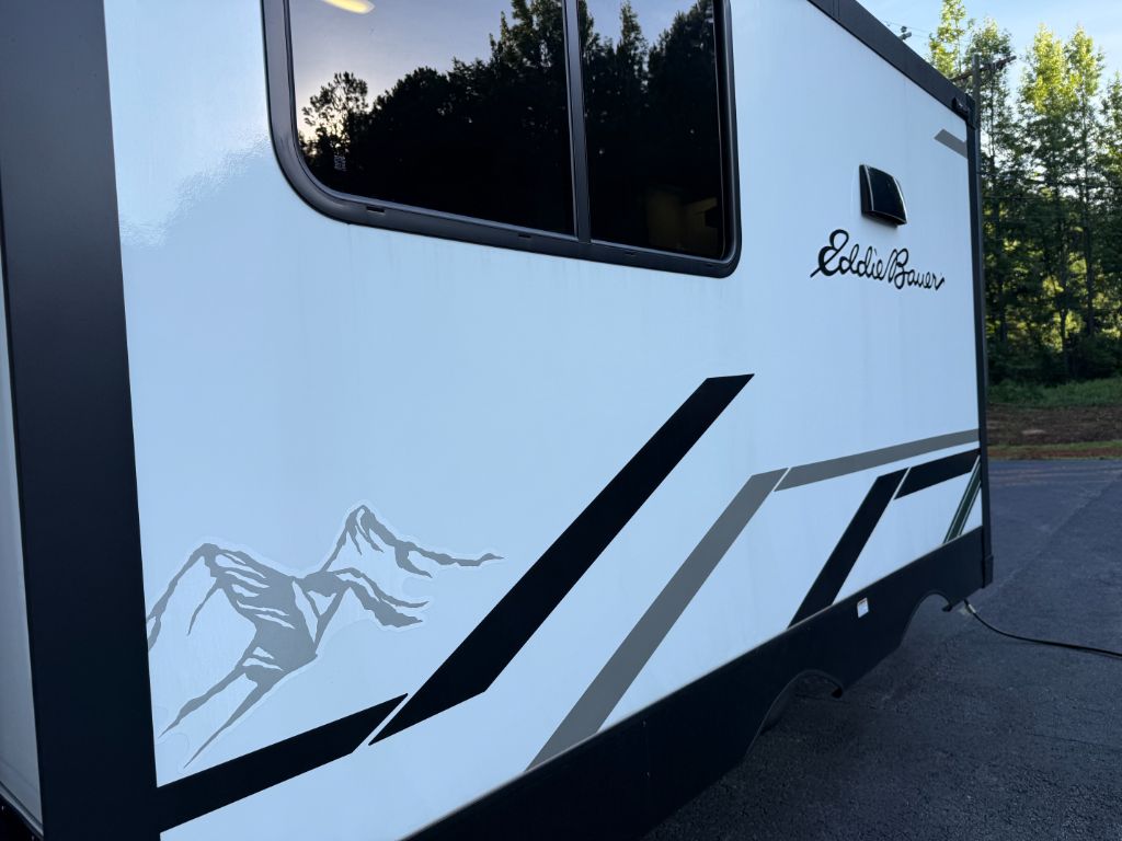 2024 Heartland M223RK EB - $22,900
