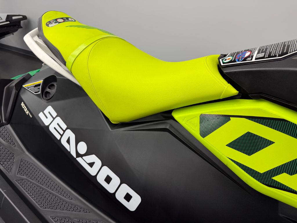 2021 Seadoo Spark Trixx - $7,500