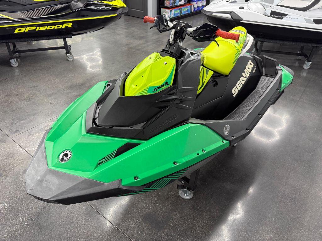 2021 Seadoo Spark Trixx - $7,500