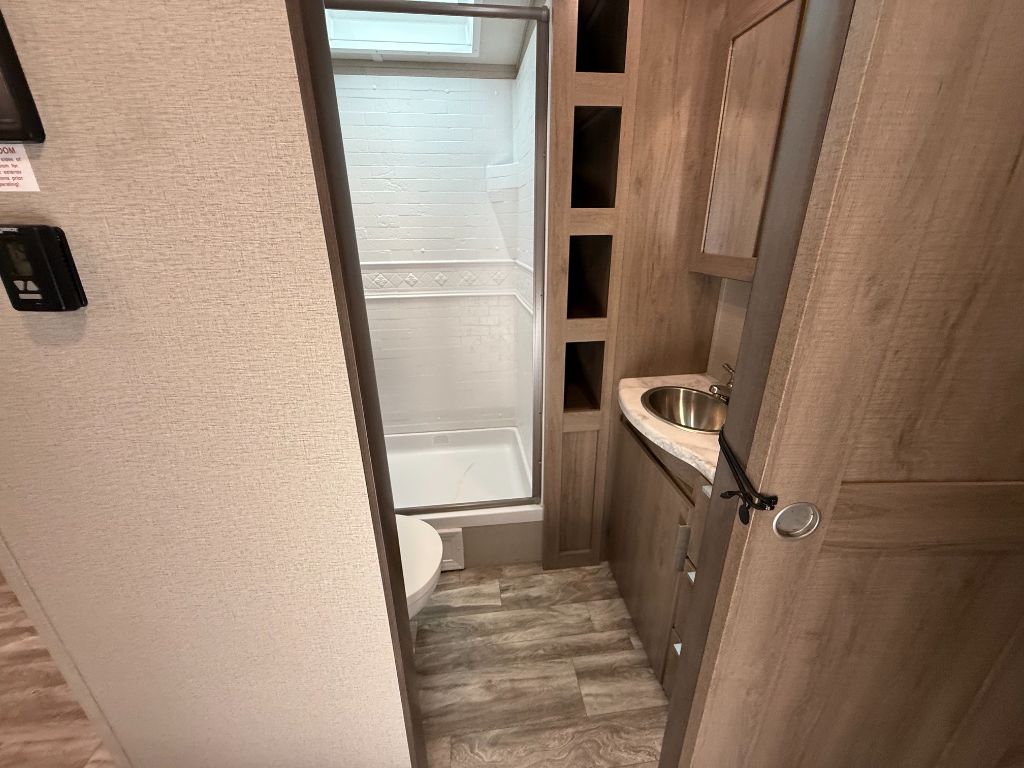 2021 Grand Design Recreational Imagine - $24,900