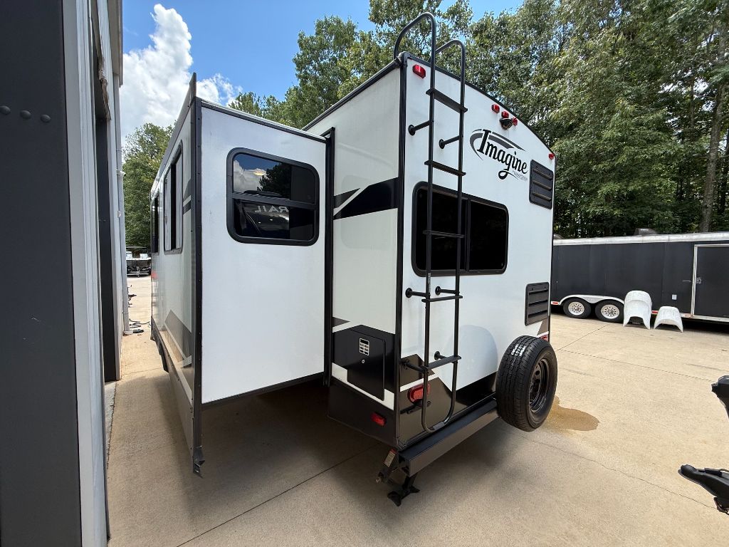 2021 Grand Design Recreational Imagine - $24,900
