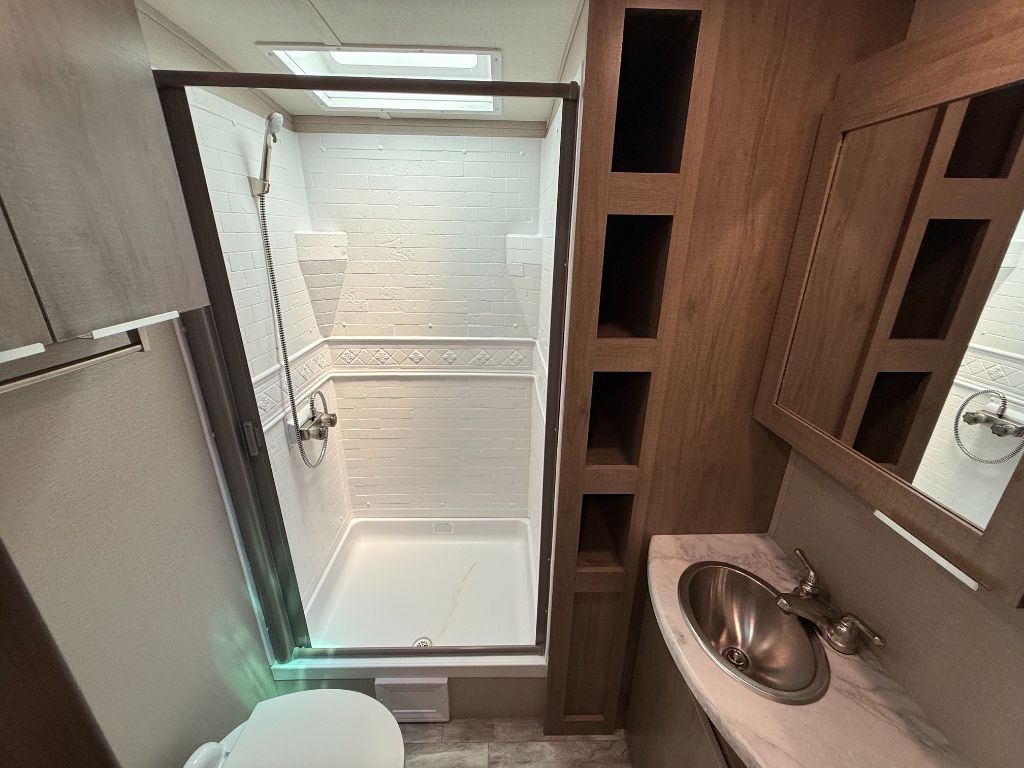 2021 Grand Design Recreational Imagine - $24,900