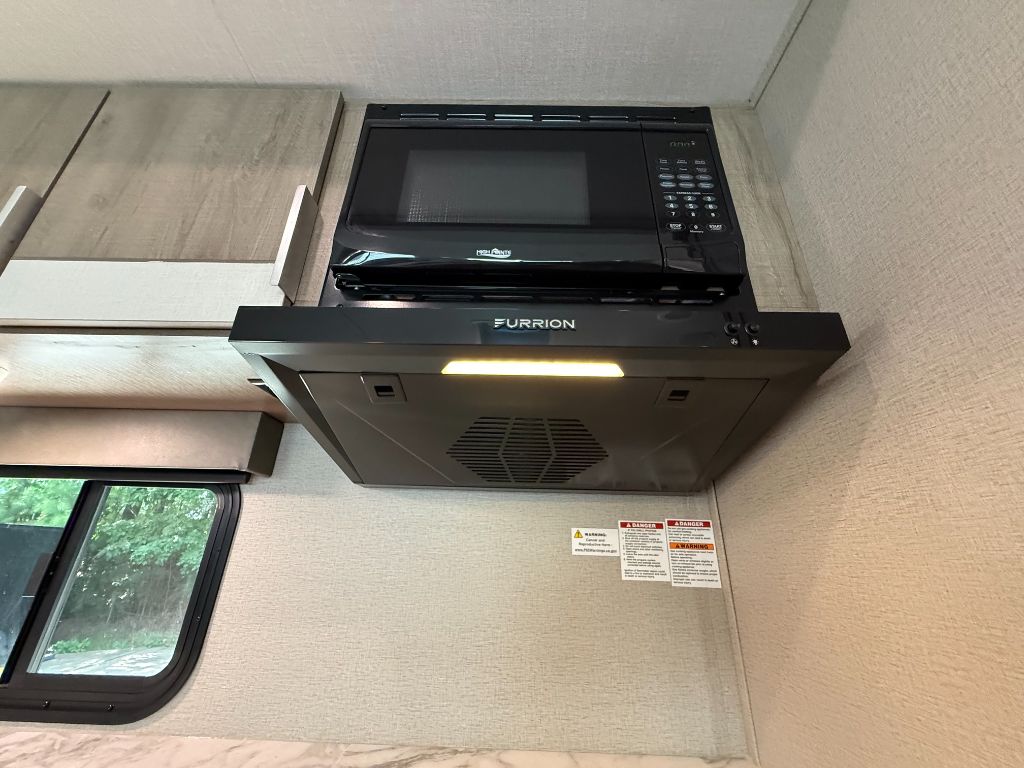 2021 Grand Design Recreational Imagine - $24,900