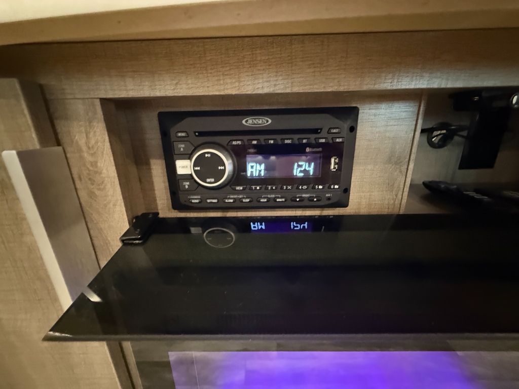 2021 Grand Design Recreational Imagine - $24,900