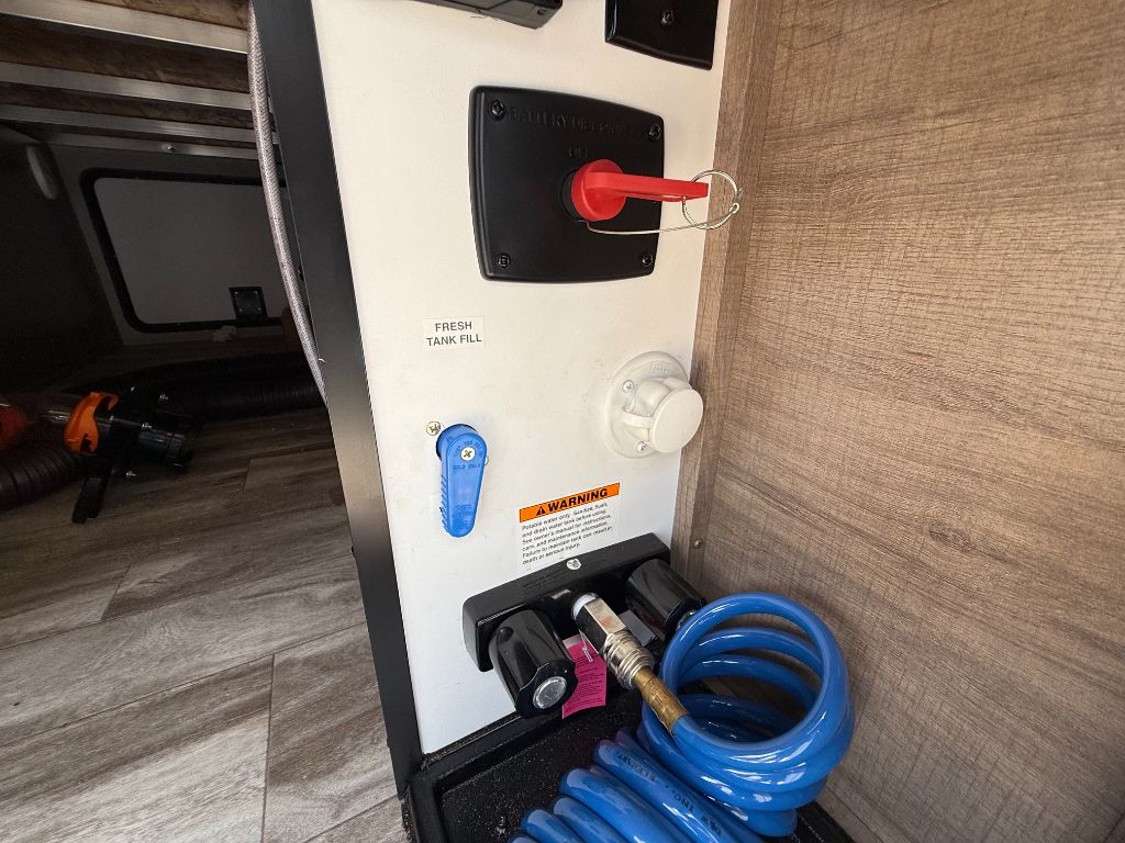 2021 Grand Design Recreational Imagine - $24,900