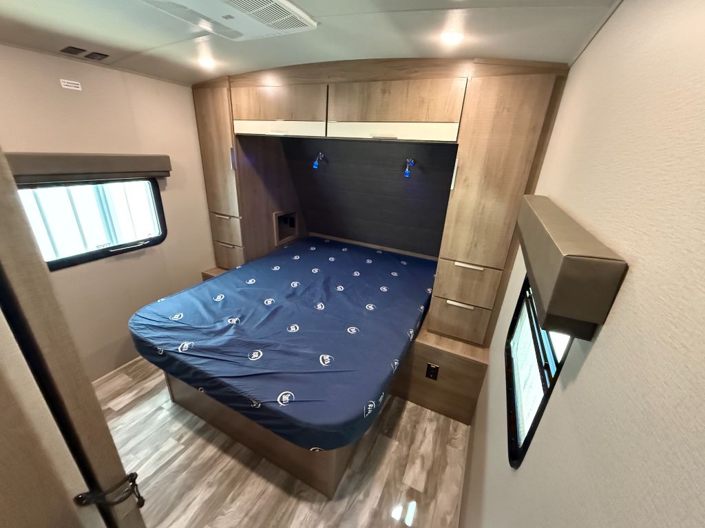 2021 Grand Design Recreational Imagine - $24,900