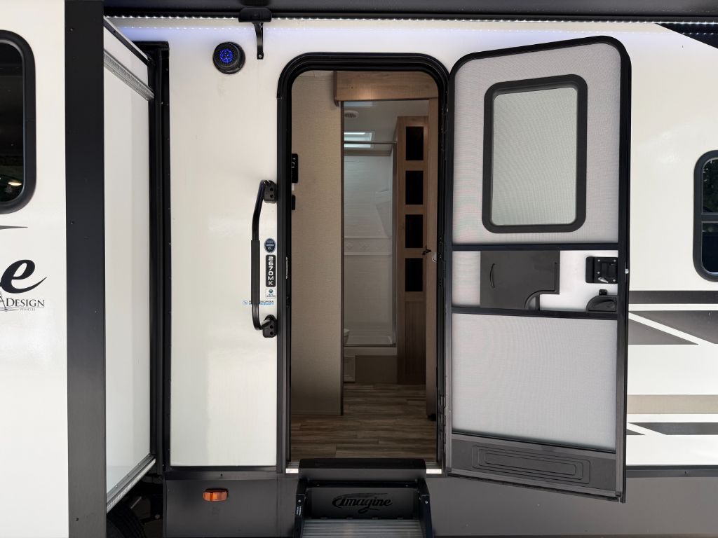 2021 Grand Design Recreational Imagine - $24,900