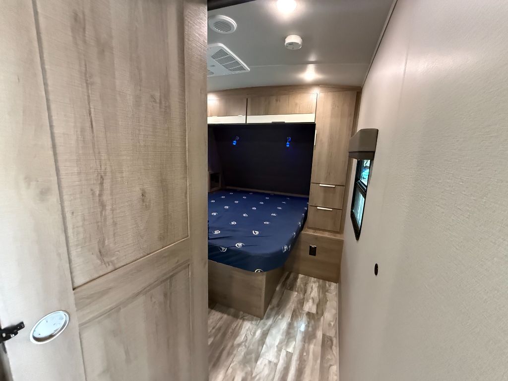 2021 Grand Design Recreational Imagine - $24,900