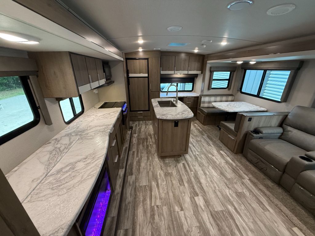 2021 Grand Design Recreational Imagine - $24,900