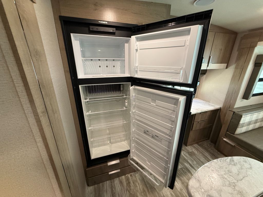 2021 Grand Design Recreational Imagine - $24,900
