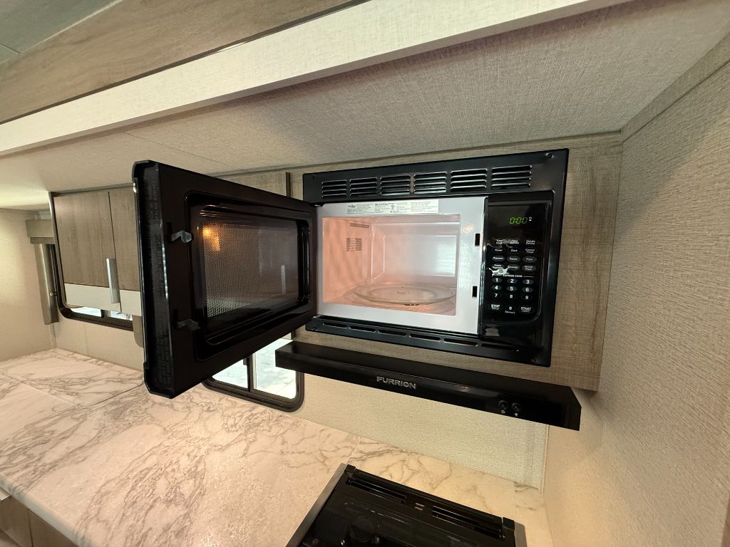 2021 Grand Design Recreational Imagine - $24,900