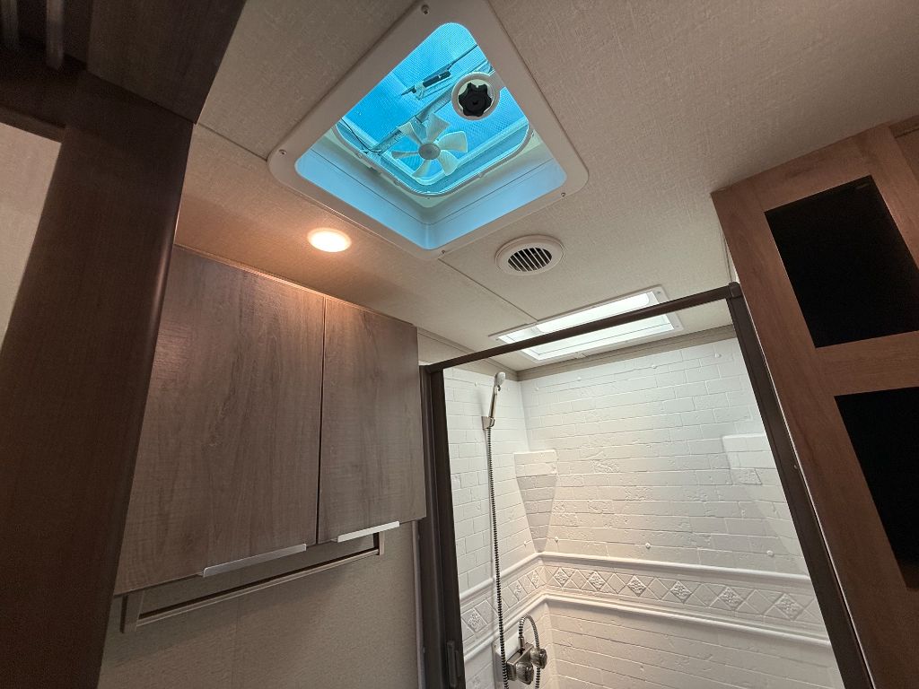 2021 Grand Design Recreational Imagine - $24,900