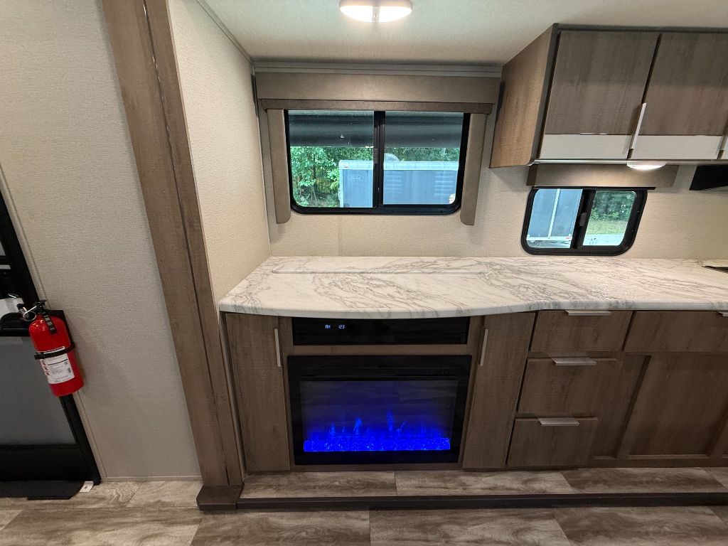 2021 Grand Design Recreational Imagine - $24,900