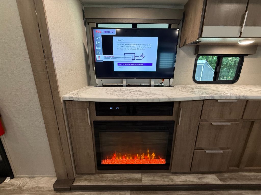 2021 Grand Design Recreational Imagine - $24,900