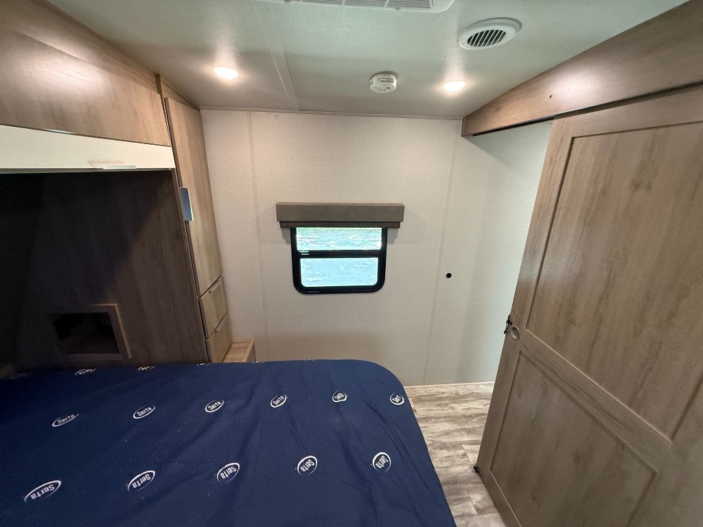 2021 Grand Design Recreational Imagine - $24,900