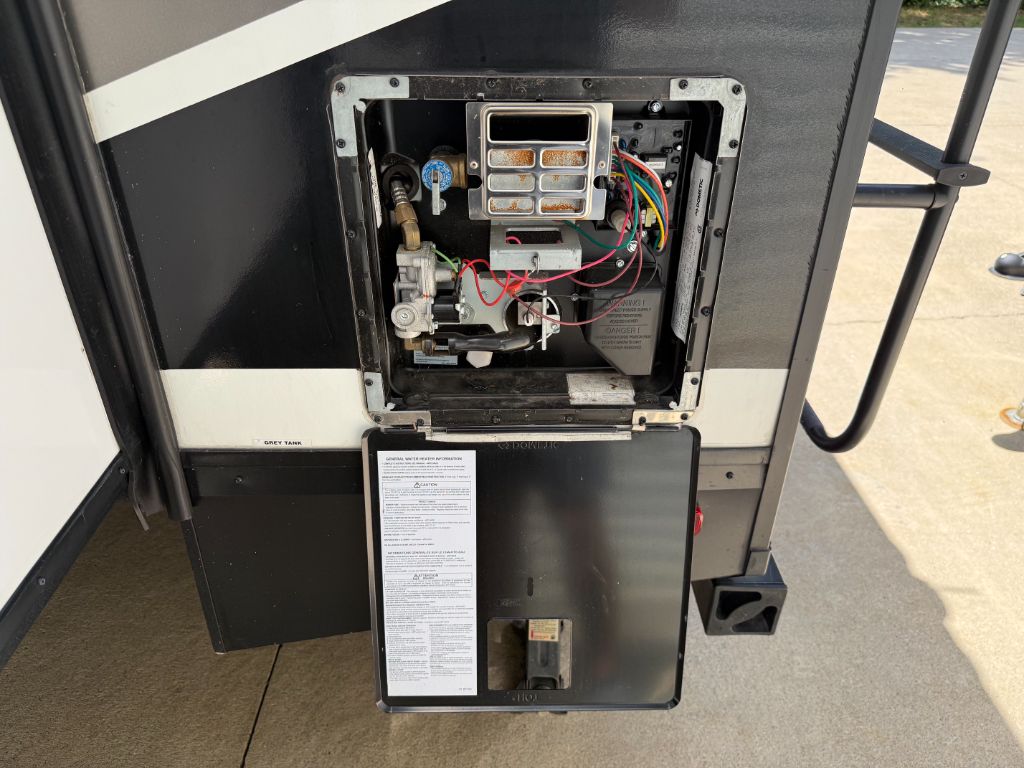 2021 Grand Design Recreational Imagine - $24,900