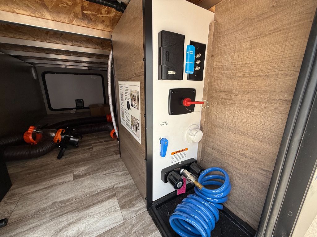 2021 Grand Design Recreational Imagine - $24,900