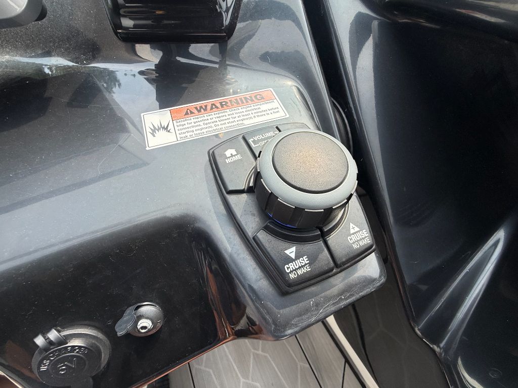 2023 Yamaha 252 XE - $67,500