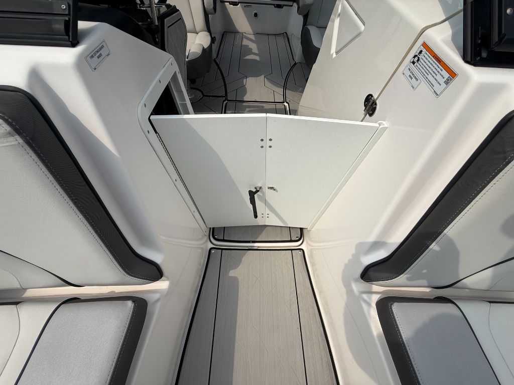 2023 Yamaha 252 XE - $67,500