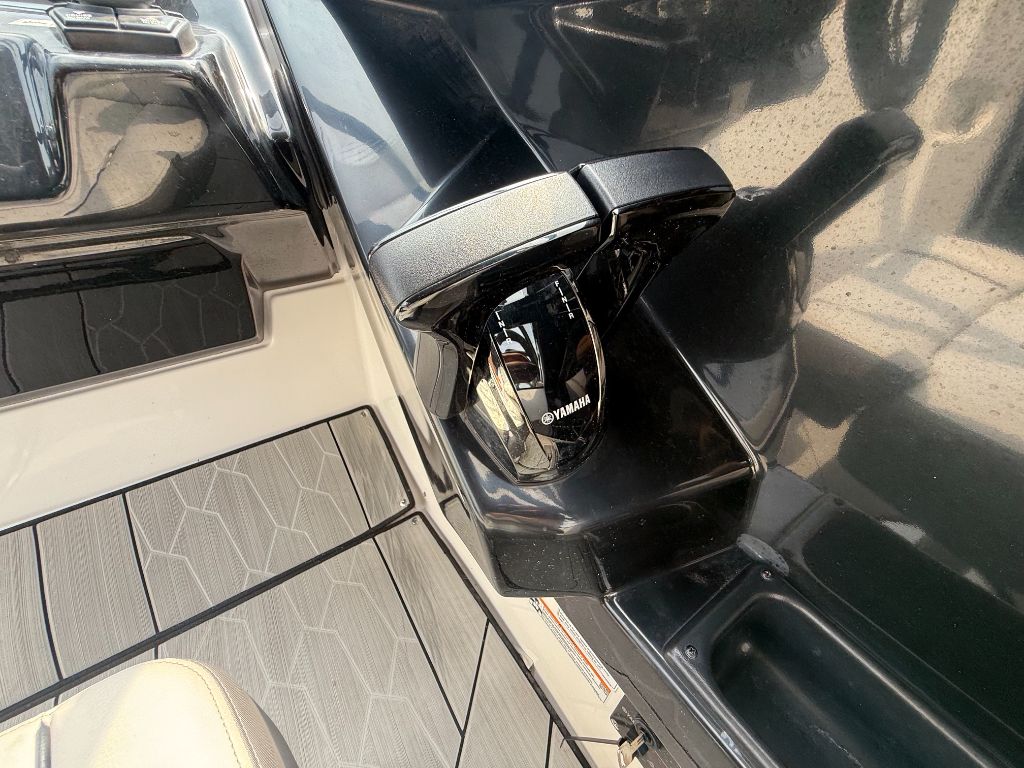2023 Yamaha 252 XE - $67,500