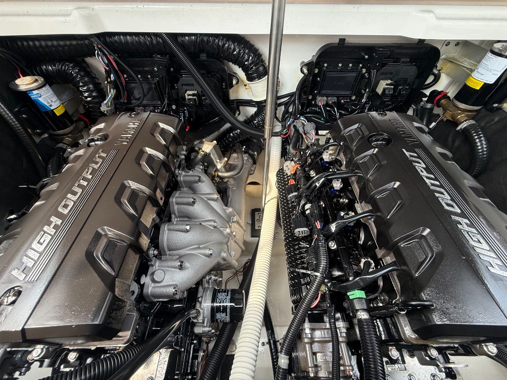 2023 Yamaha 252 XE - $67,500