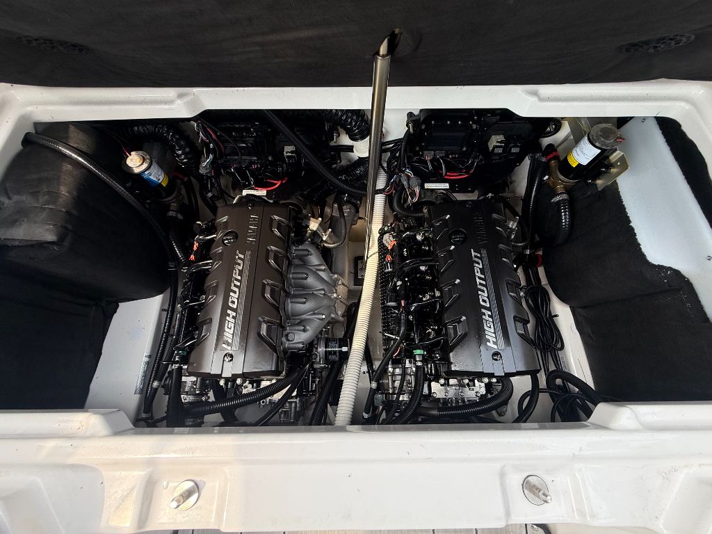2023 Yamaha 252 XE - $67,500