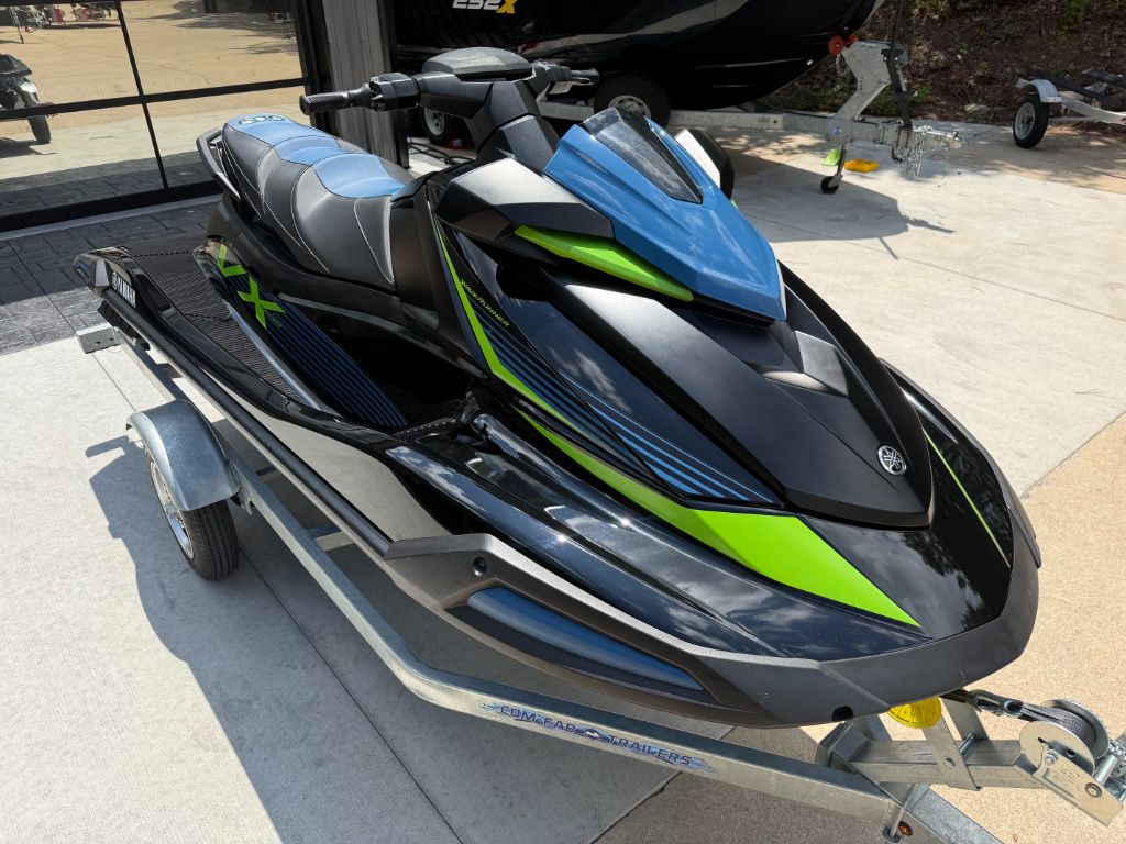 2024 Yamaha VX Deluxe - $12,800