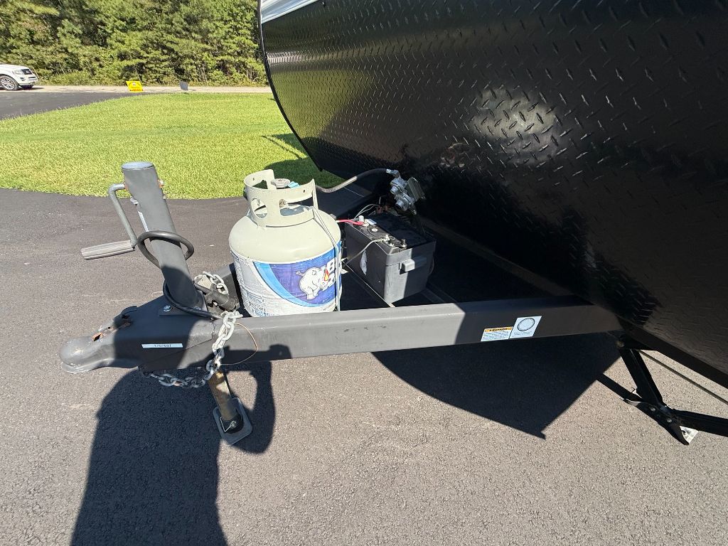 2020 Starcraft Mossy Oak M19BH - $11,800