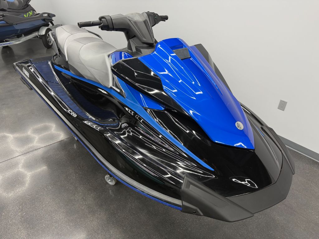 2018 Yamaha VX Deluxe - $7,950